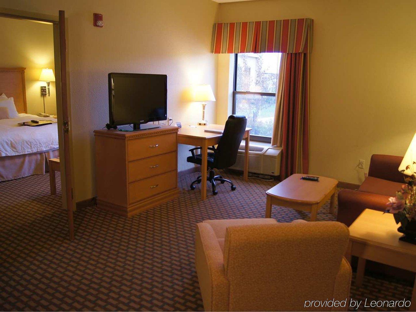Sonesta Essential Ames Motel Exterior photo