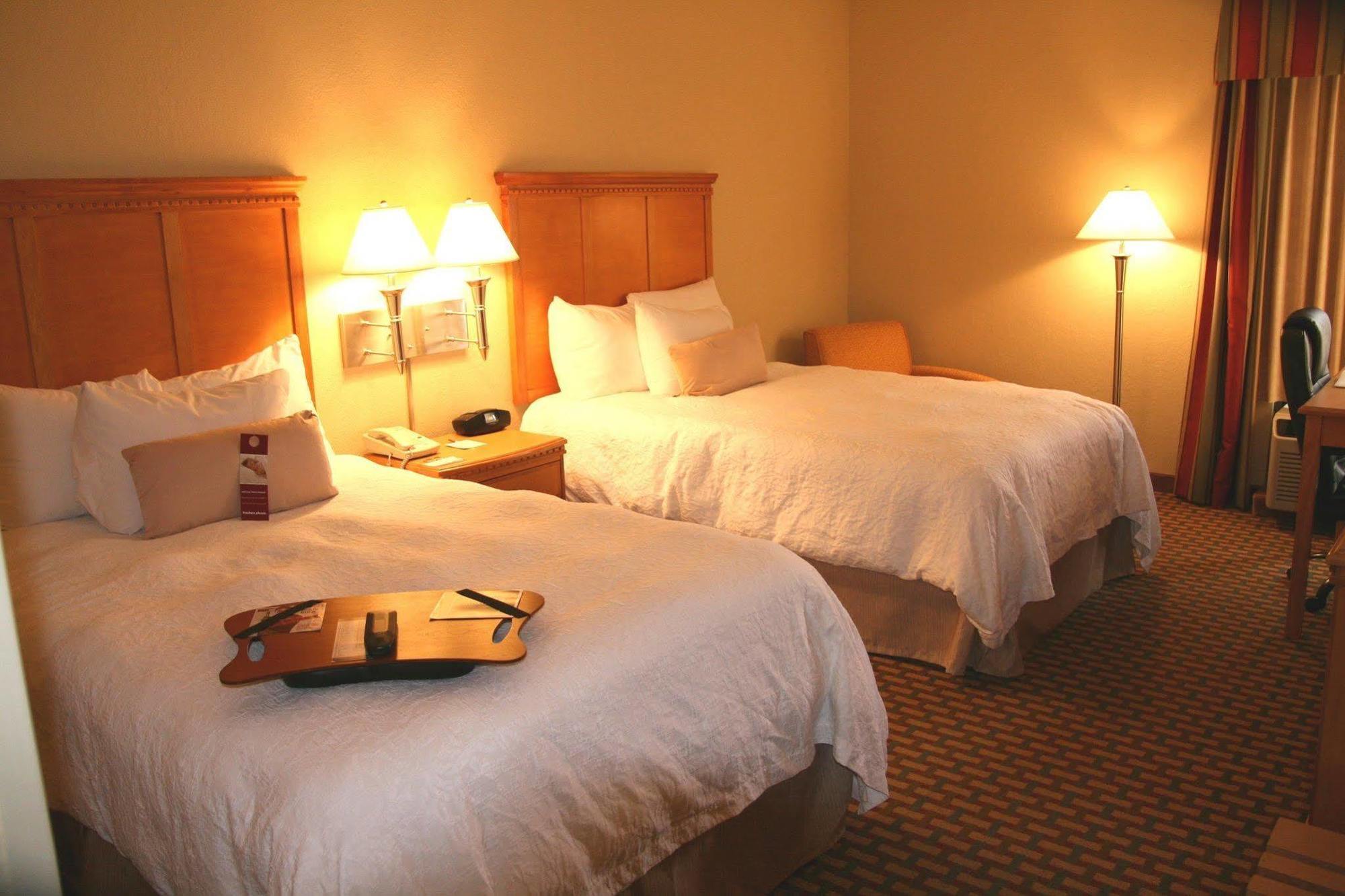 Sonesta Essential Ames Motel Exterior photo